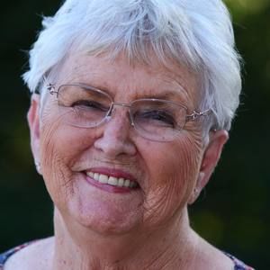 Meet your Posher, Carletta